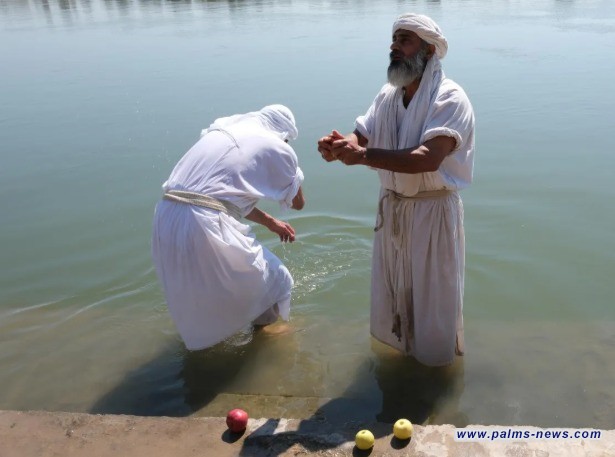 الصابئة المندائيون يحيون "دهفه حنينا" بتناول الرز واللبن